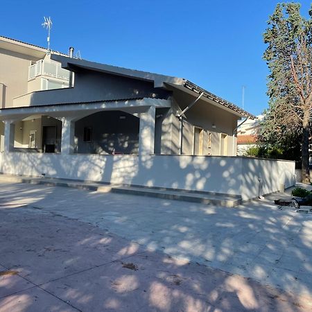 B&B A Pochi Passi Dal Mare Giovinazzo Kültér fotó